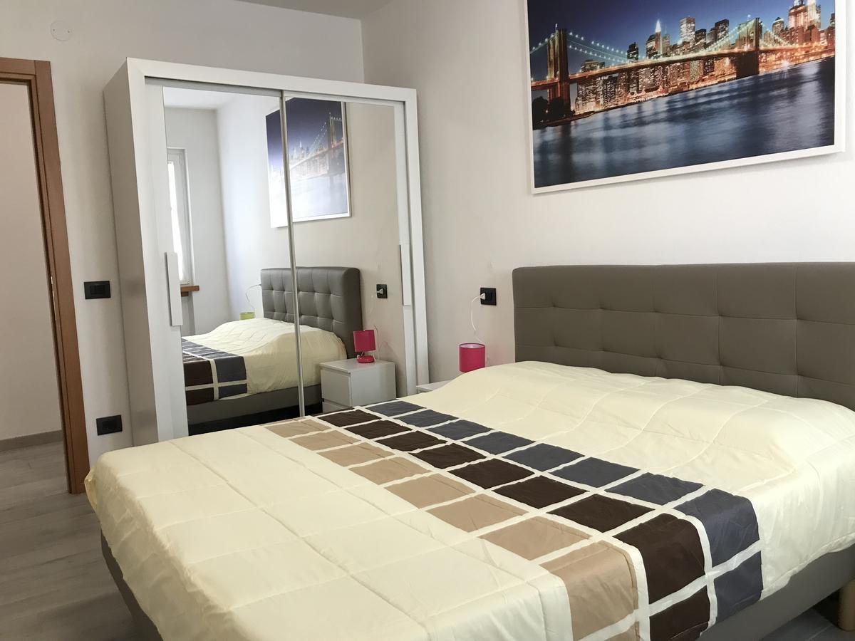 Casa Al Borgo Lägenhet Garda  Exteriör bild