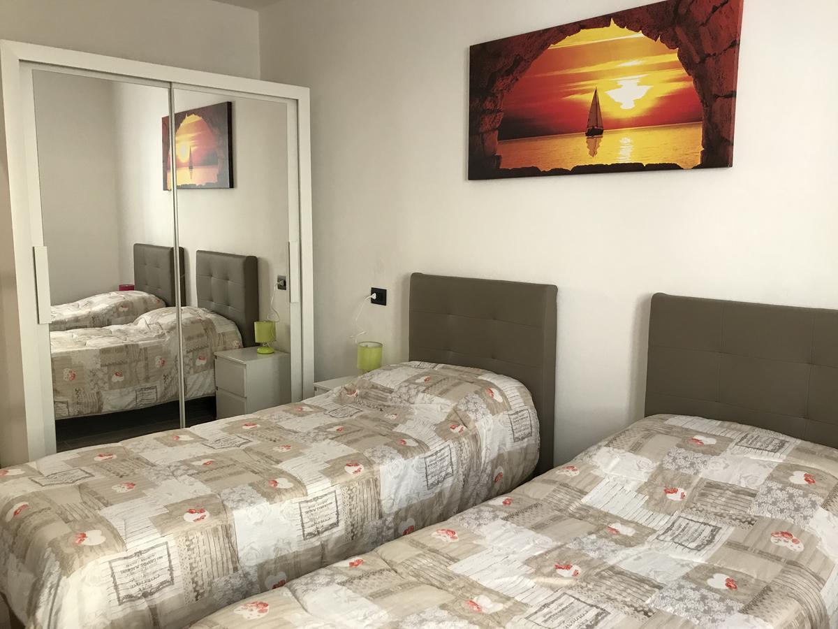 Casa Al Borgo Lägenhet Garda  Exteriör bild
